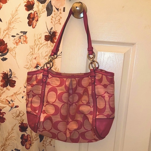 Coach Pink Magenta Y2k Alexandra Signature Chain Tote Bag - Picture 2 of 9